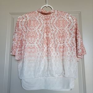 (2/$16) NWOT Pink and White Flowy Top